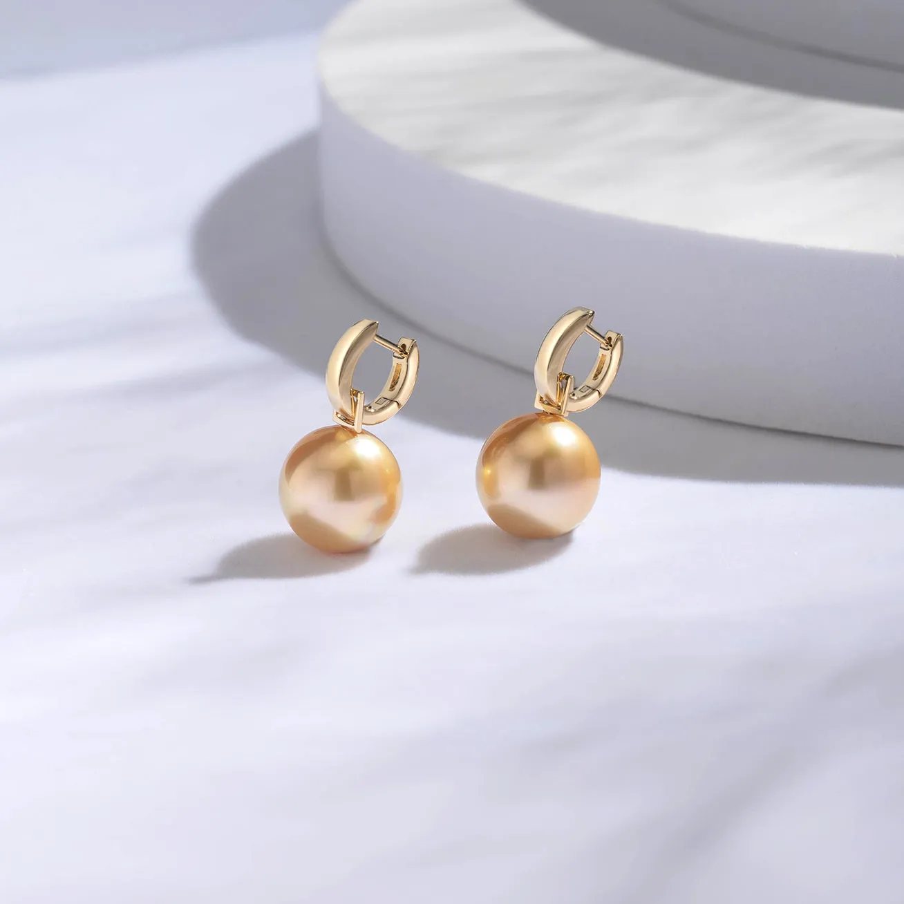 18k Solid Gold South Sea Golden Pearl Earrings KE00076