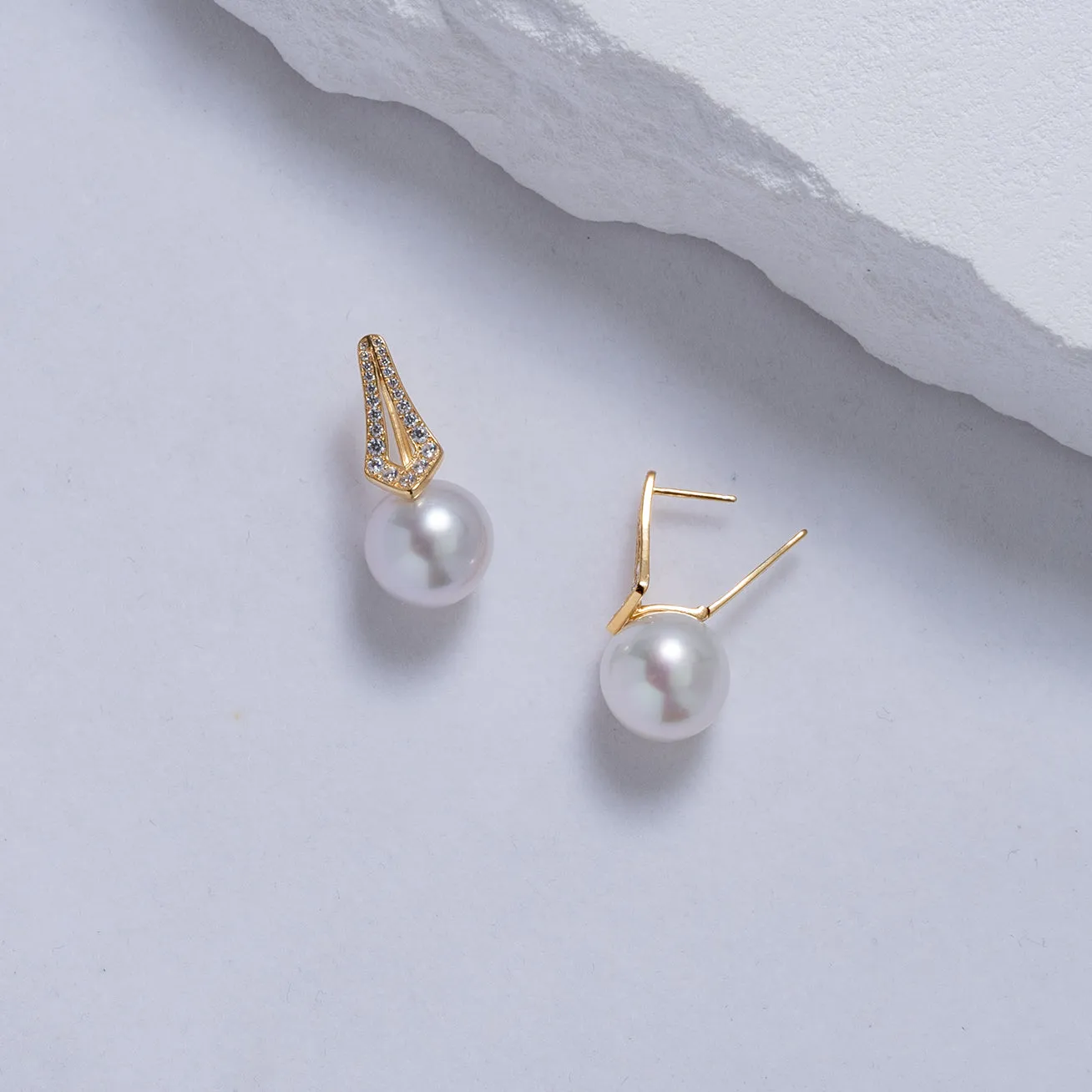 18k Solid Gold South Sea White Pearl Earrings KE00098