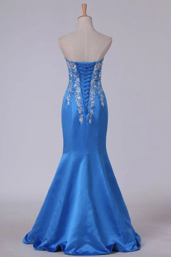 2024 Satin Sweetheart Mermaid Prom Dress With Embroidery PQRLM3C2