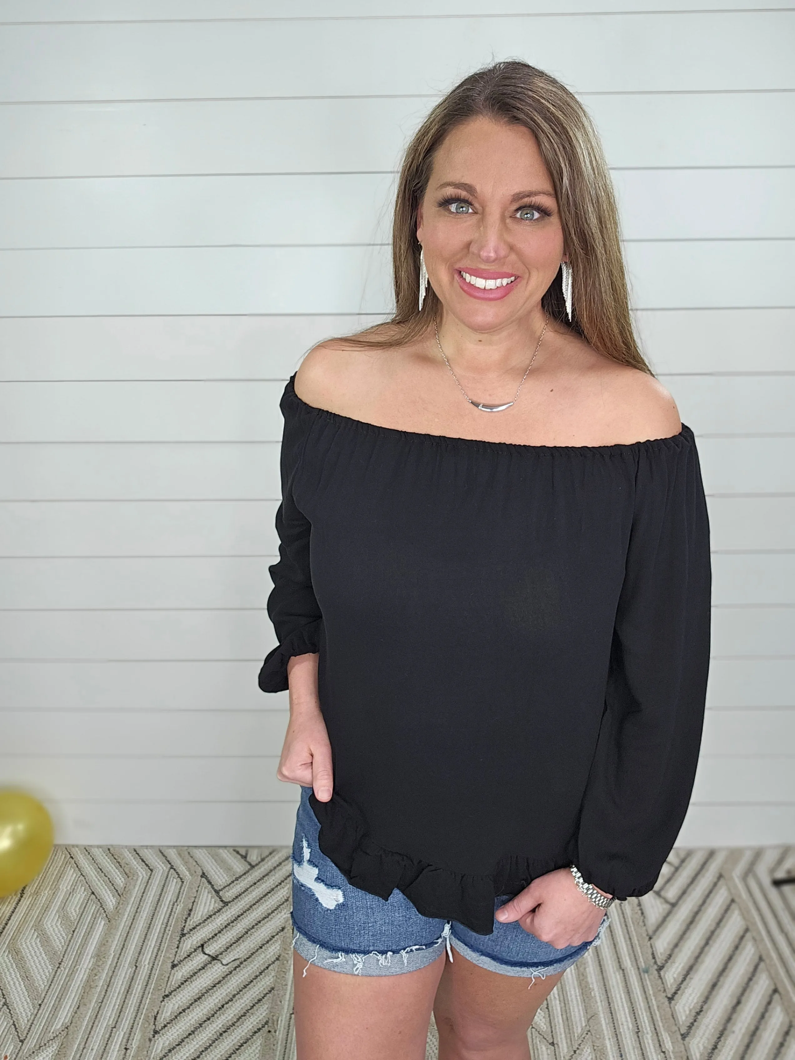 BLACK OFF THE SHOULDER TOP