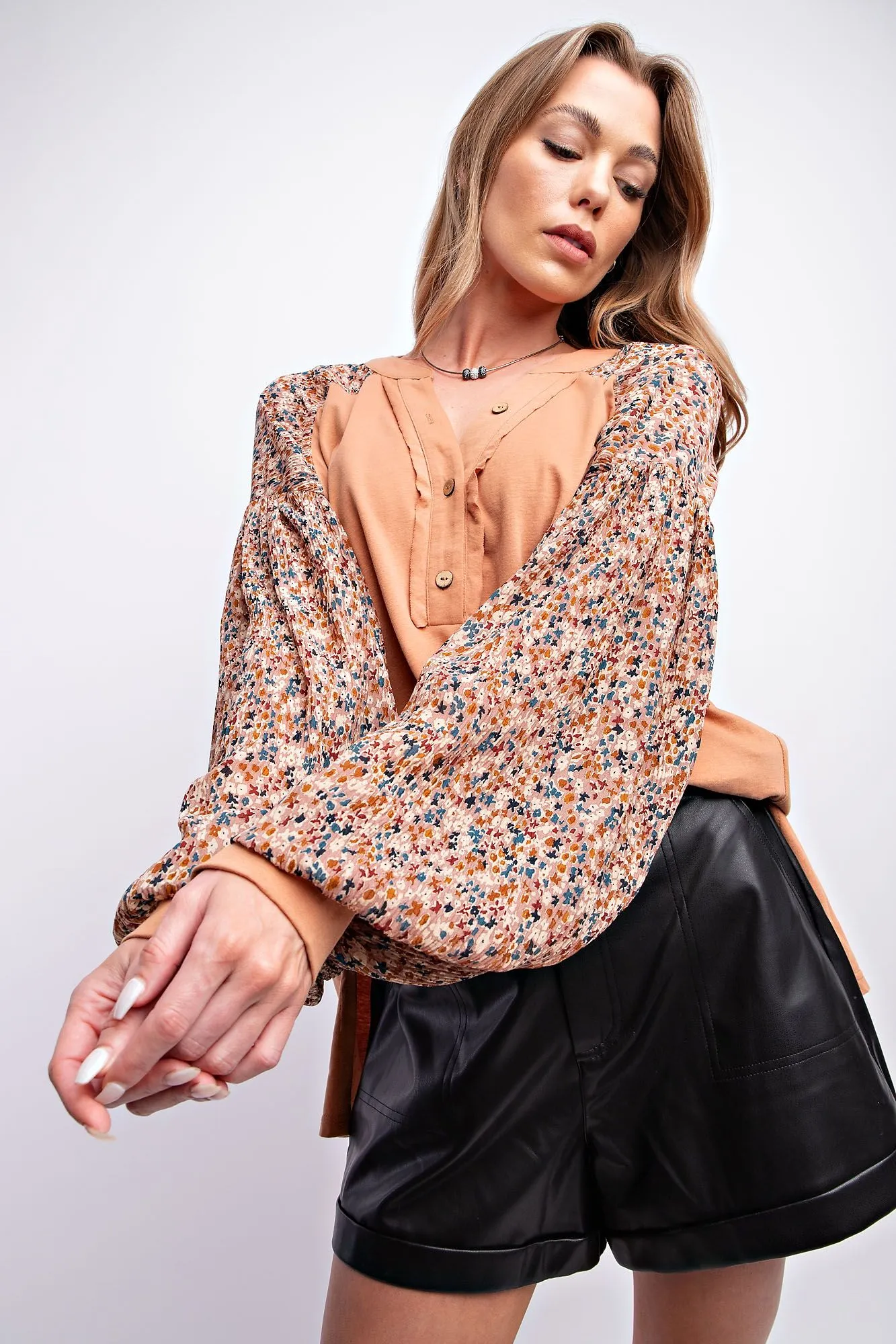 Cinnamon Floral top