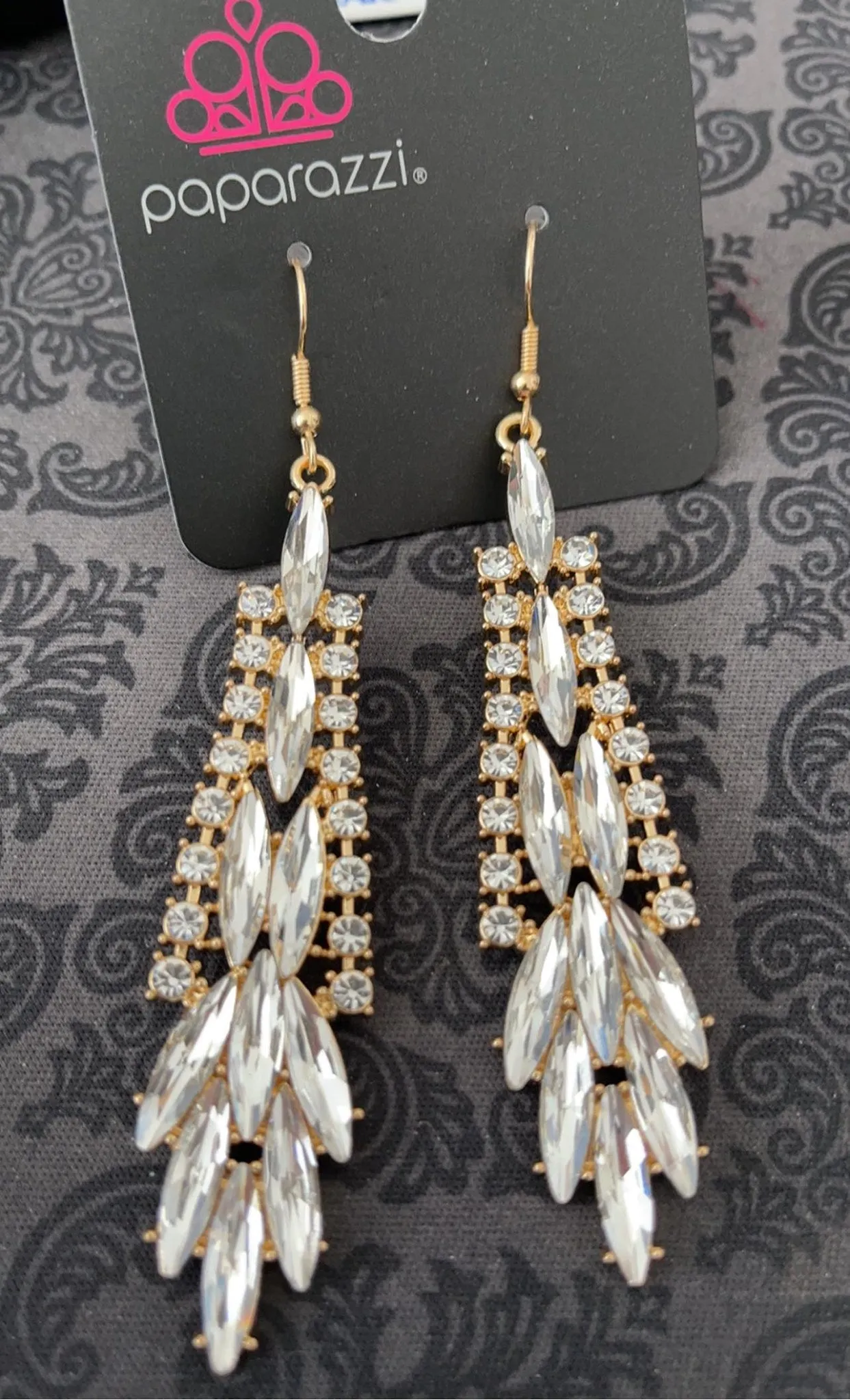 Crown Heiress Gold Earrings