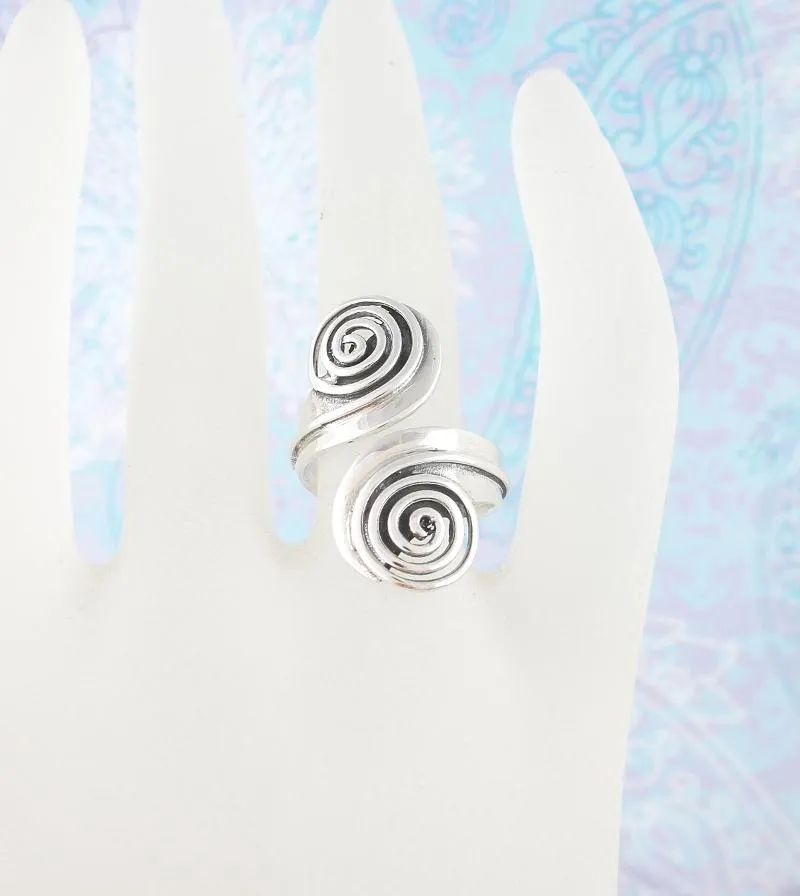 Cutout Double Spiral Adjustable Wrap Ring