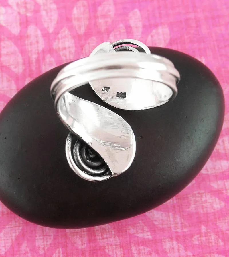 Cutout Double Spiral Adjustable Wrap Ring