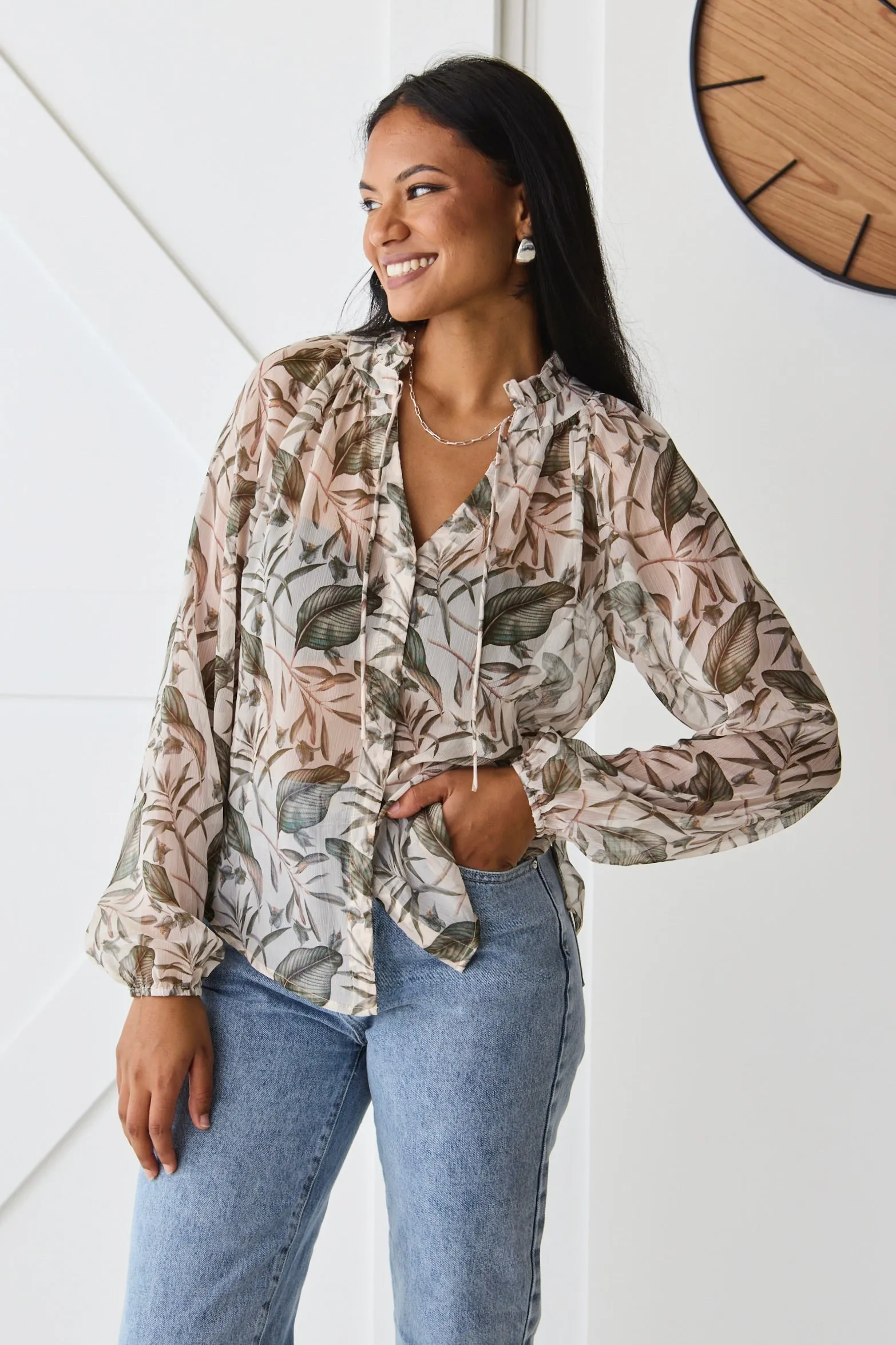 Deft Ivory Floral Crinkle LS Blouse