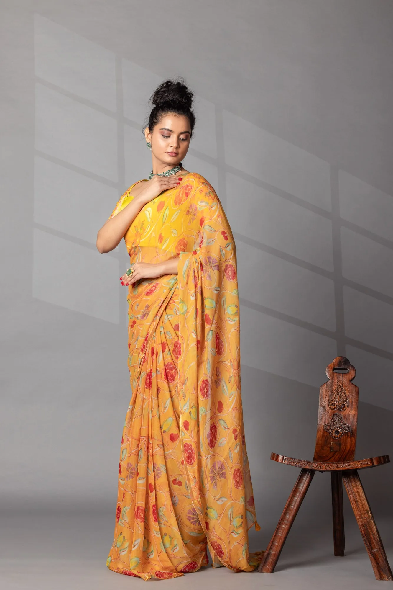 Digital Floral Printed Chiffon Saree