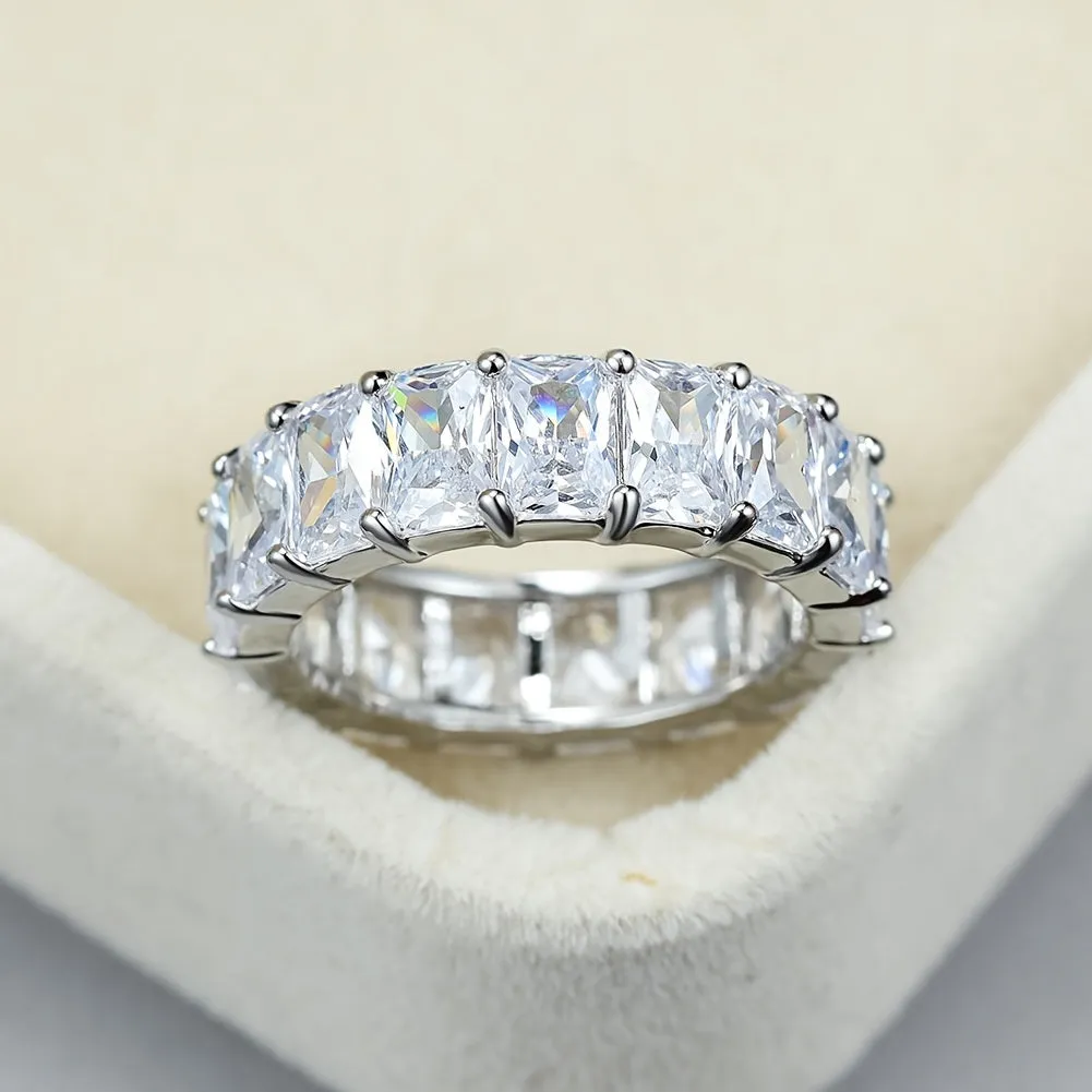 Elegant and Timeless Zircon Wedding Ring for Women - Size 6-10