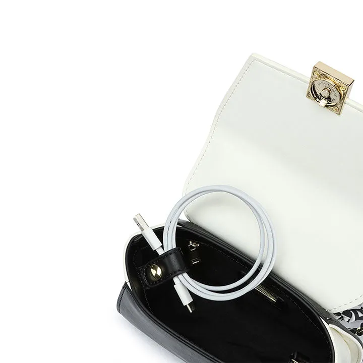 Elegantly Chain strap Handbag BD 118