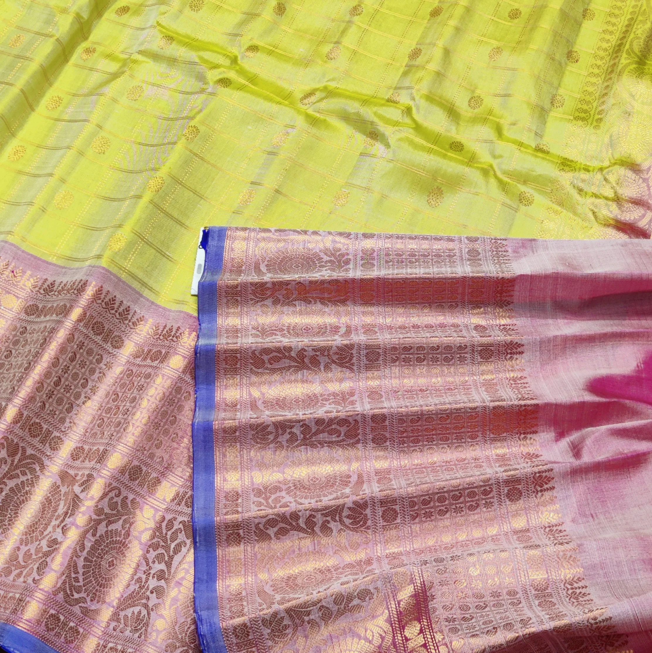 Gadwal Puresilk check sarees - GPS58