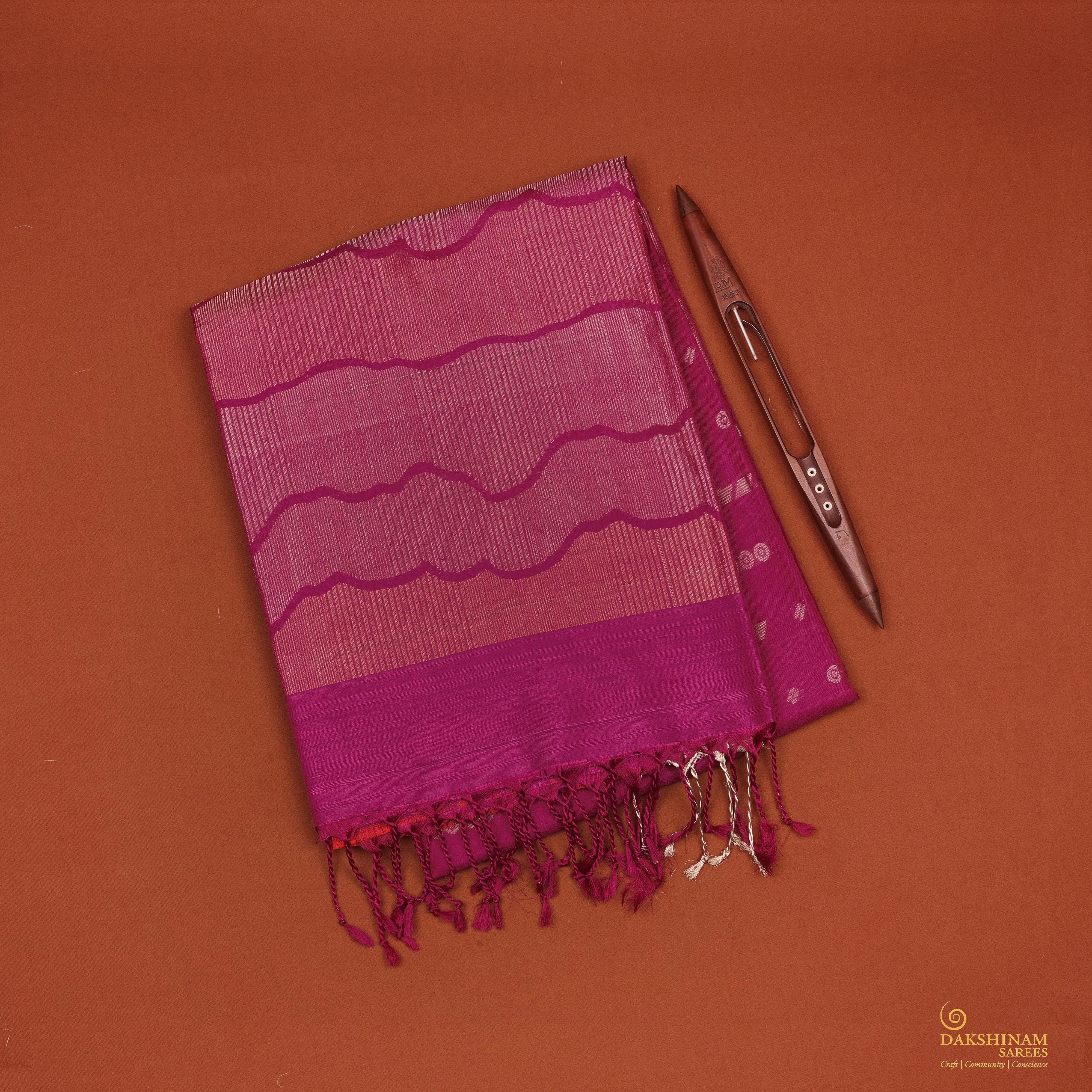 Handwoven Magenta Soft Silk Saree - 2162T010213DSC