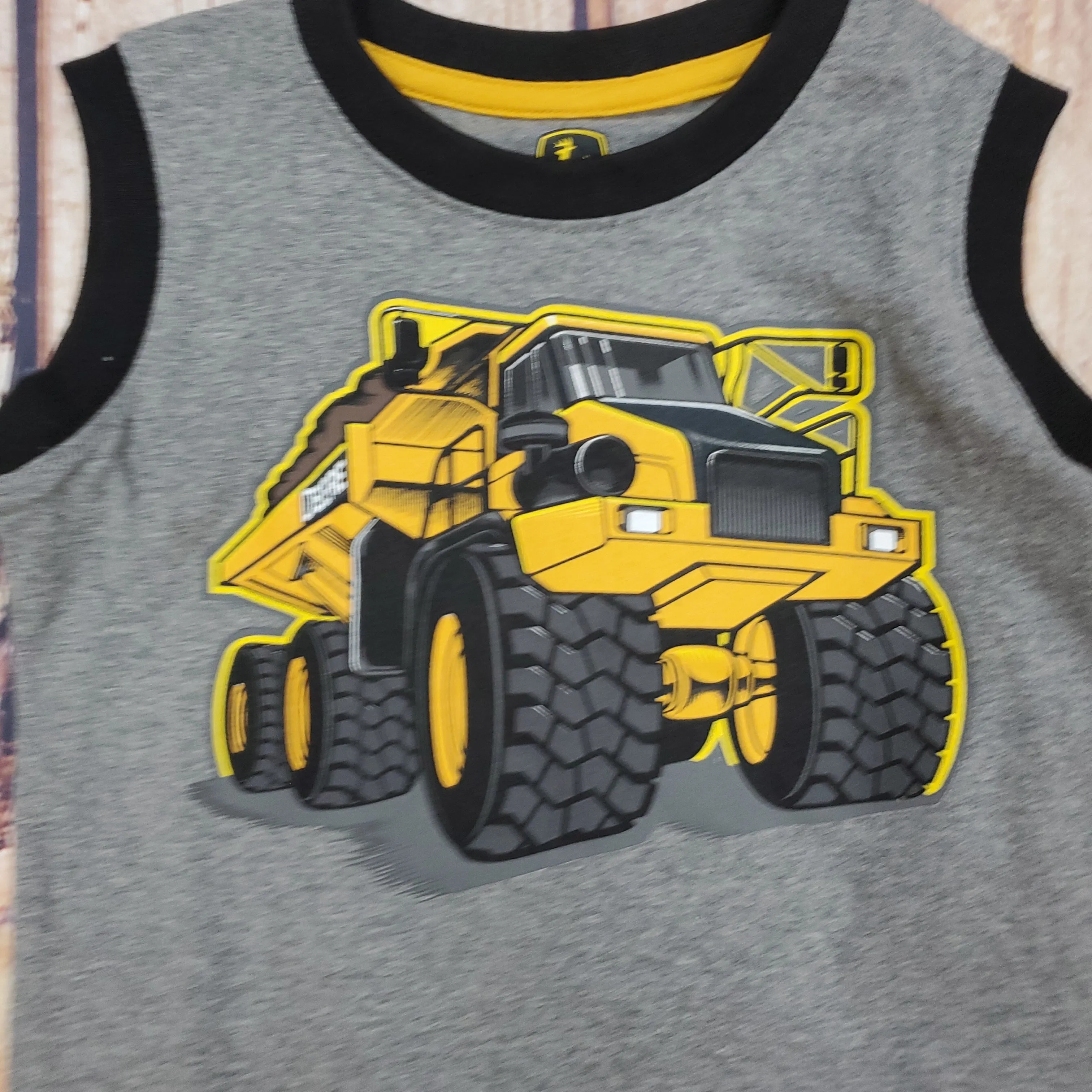 JOHN DEERE GRAY DUMPTRUCK SLEEVELESS TANK