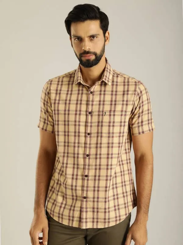 Men Checked Half Sleeve Cotton Shirt