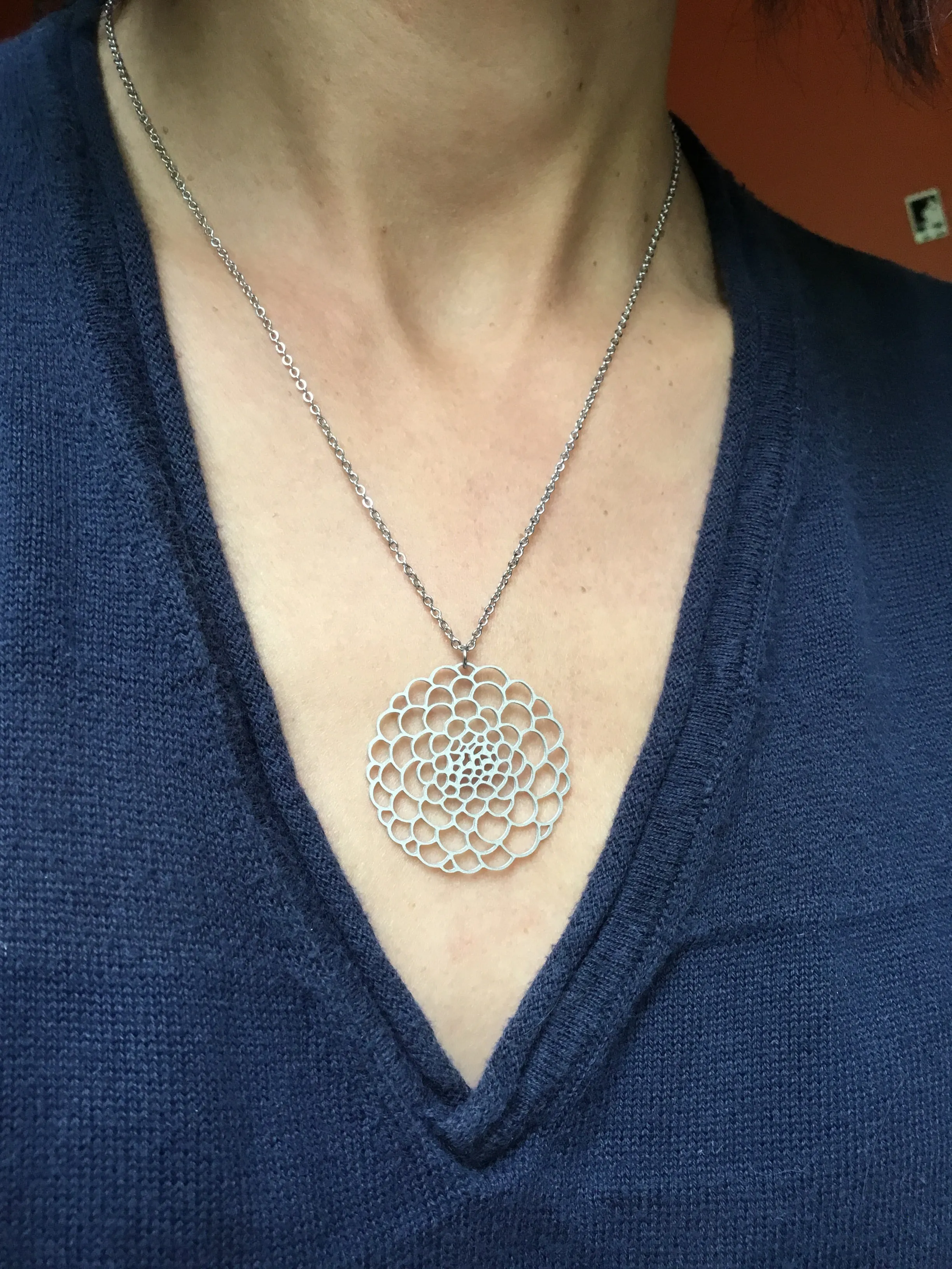 Modern Chrysanthemum Flower Pendant Necklace