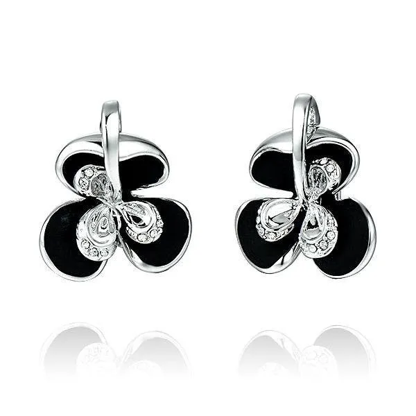 The stylish black flower with zirconia earring