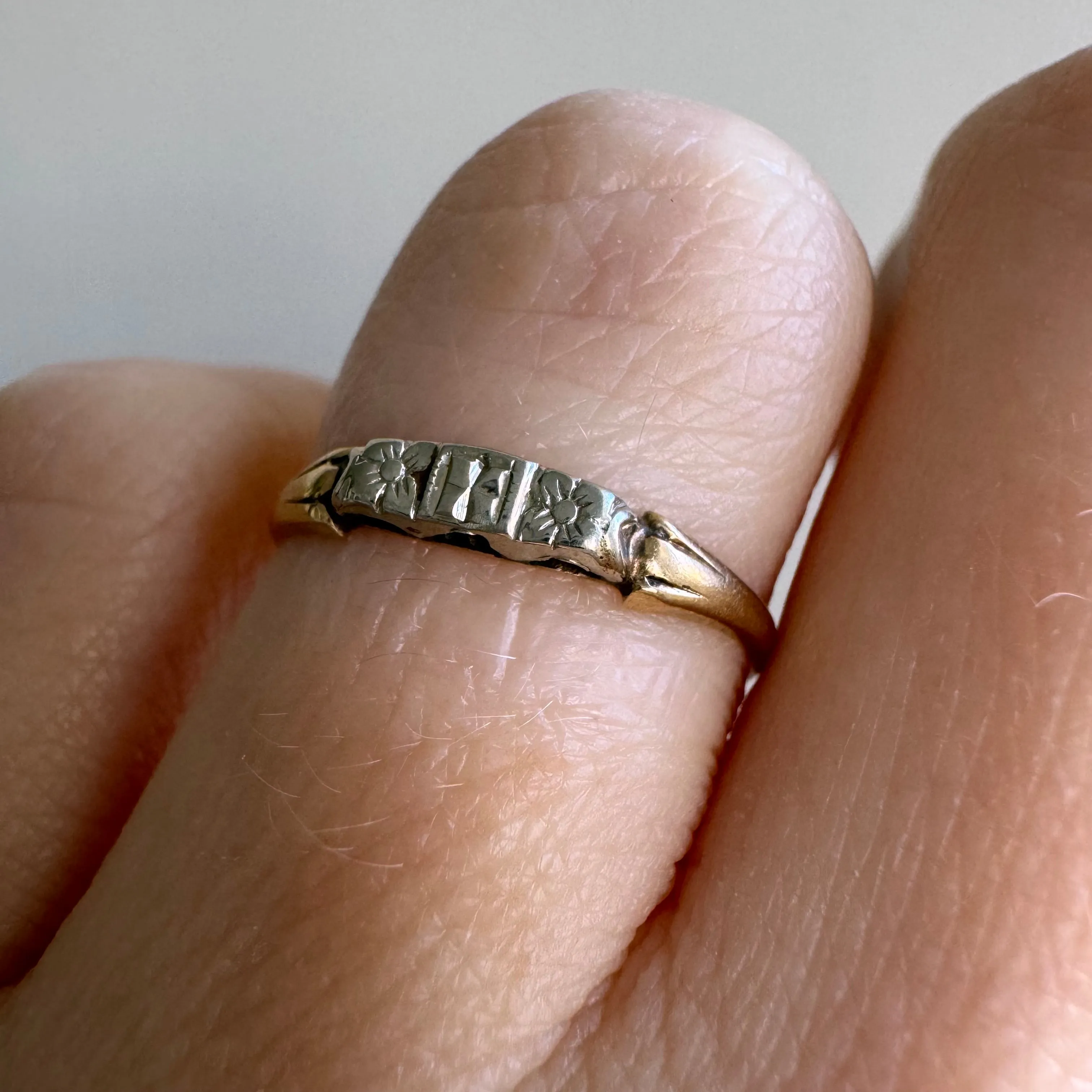 V I N T A G E // tiniest blooms / 14k yellow and white gold floral stacking band / size 4.75