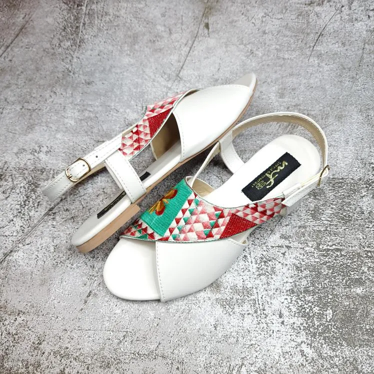 Women Embroidery Peshawri Sandal